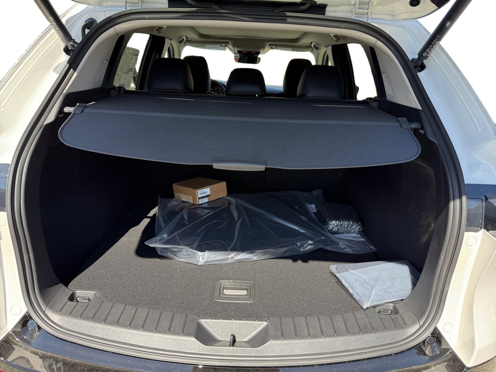 New 2026 Rhodium White Metallic Mazda 2.5 S Premium image 17