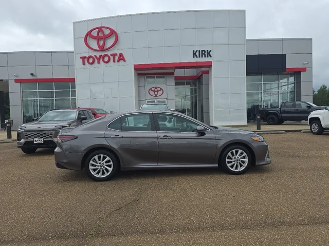 2024 Toyota Camry LE
