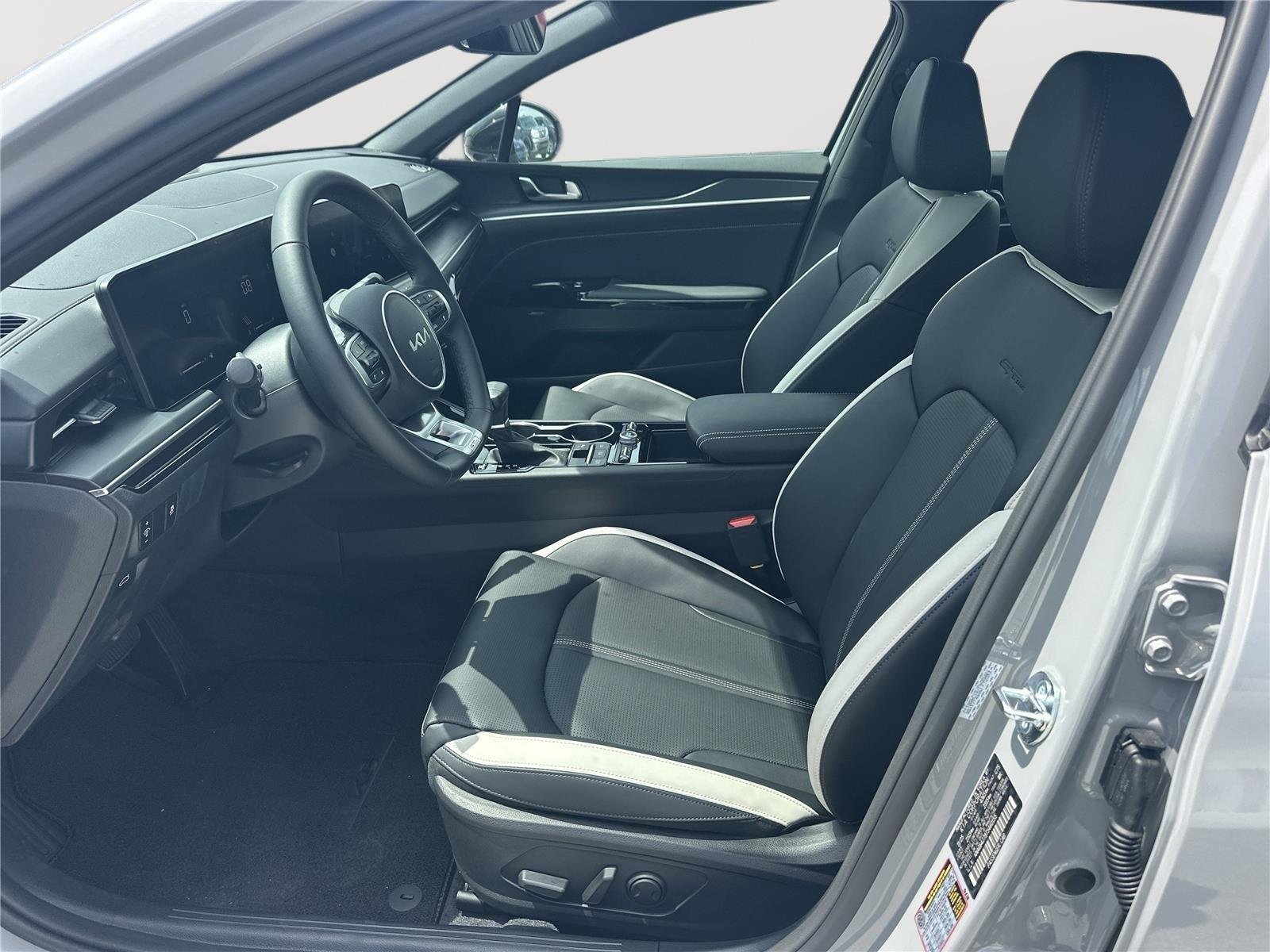 New 2026 Wolf Gray Kia GT-Line image 34