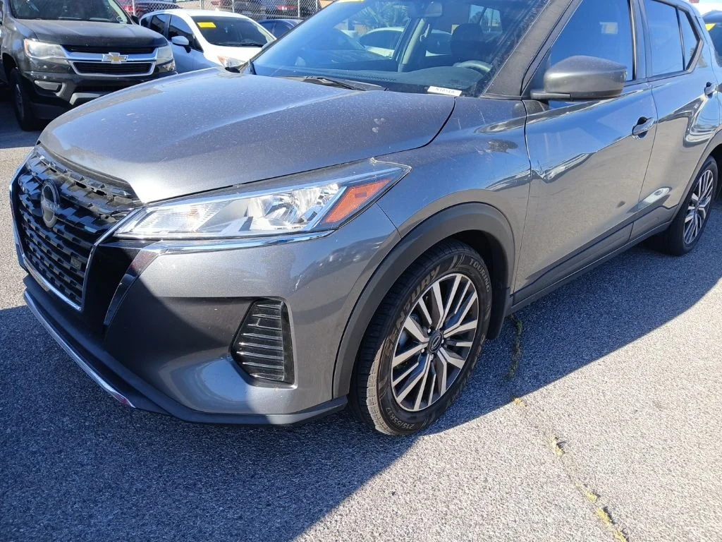 2023 Nissan Kicks 1.6 SV's photo