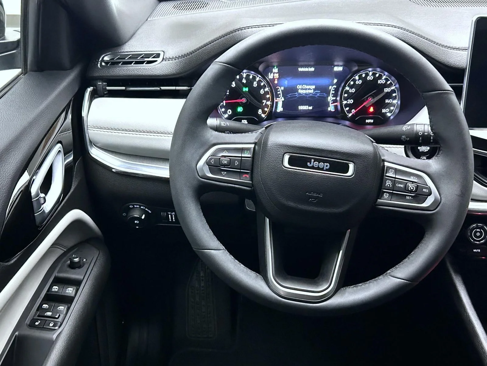 Used 2023 White Jeep Limited image 12