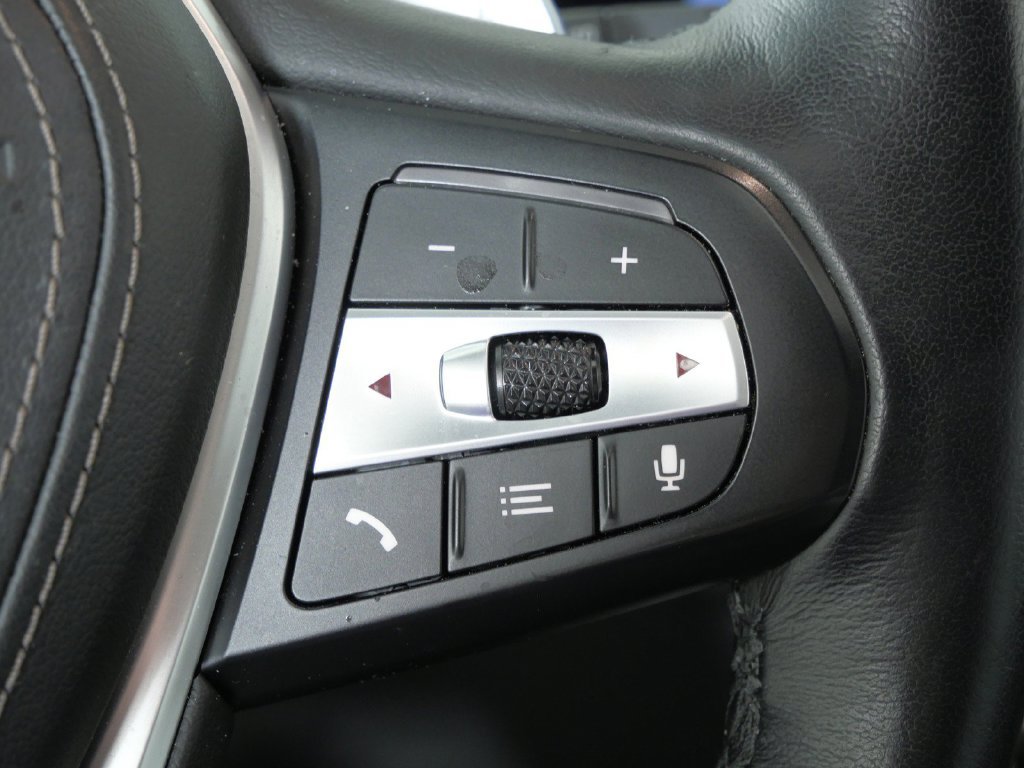 Certified Used 2024 Mineral White Metallic BMW xDrive40i image 46