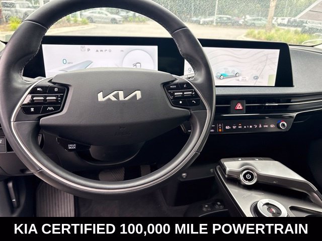 Used 2024 White Kia Light image 11