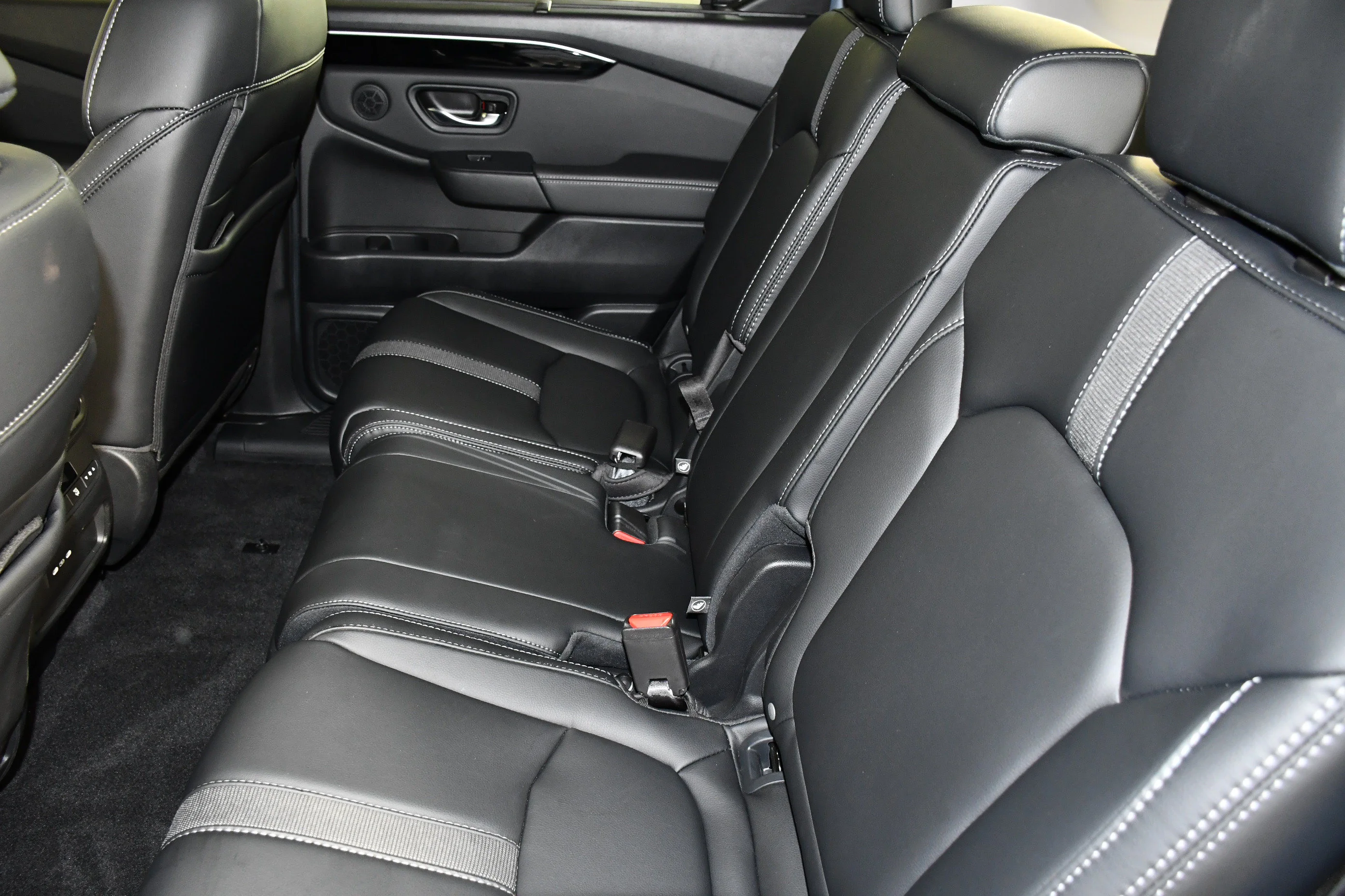 Certified Used 2025 Sonic Gray Pearl Honda Touring image 48