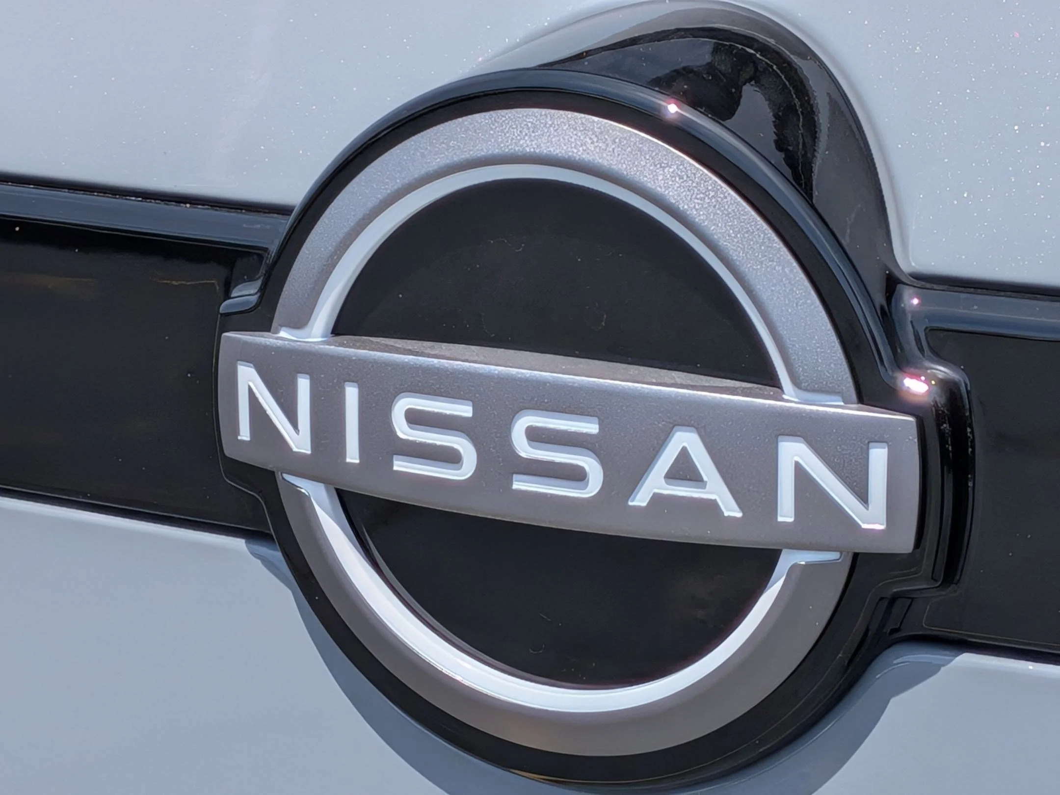 New 2026 Boulder Gray Pearl Nissan Platinum image 31