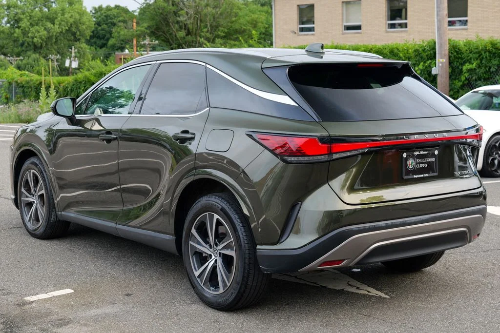 Used 2023 Green Pearl Lexus 350 Premium image 5