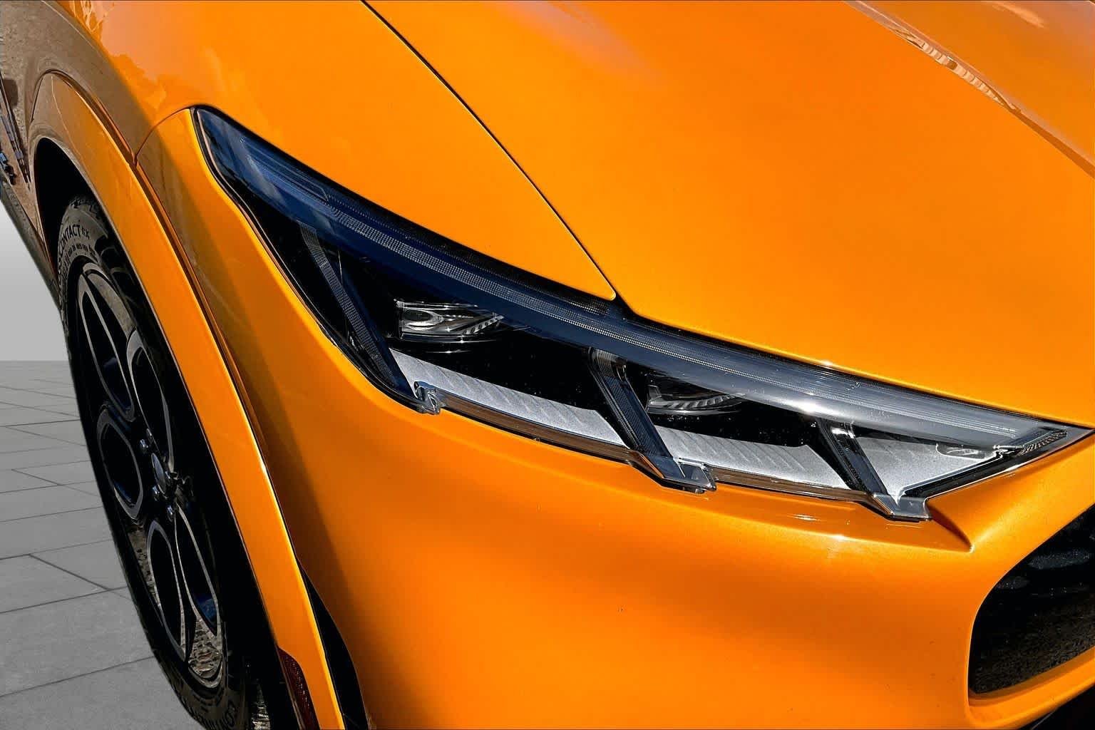 Used 2023 Cyber Orange Metallic Tricoat Ford GT image 30