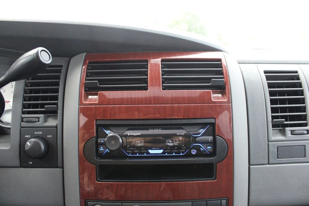 Used 2004 Blue Dodge SLT image 14