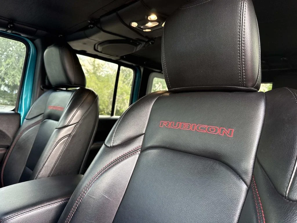 Used 2020 Teal Jeep Unlimited Rubicon image 27