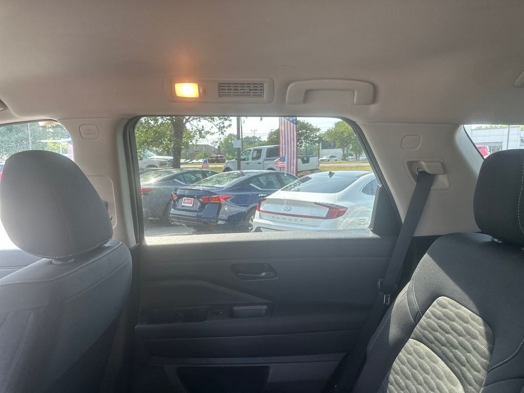 Used 2025 Silver Nissan SV image 31