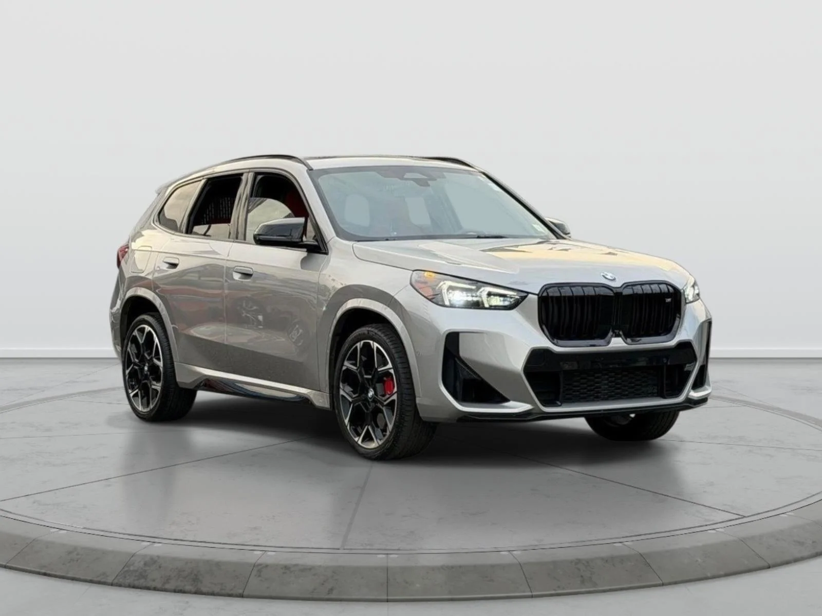 Used 2026 Silver BMW M35i image 1