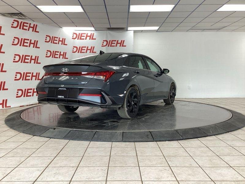 New 2026 Gray Hyundai SEL Sport image 7
