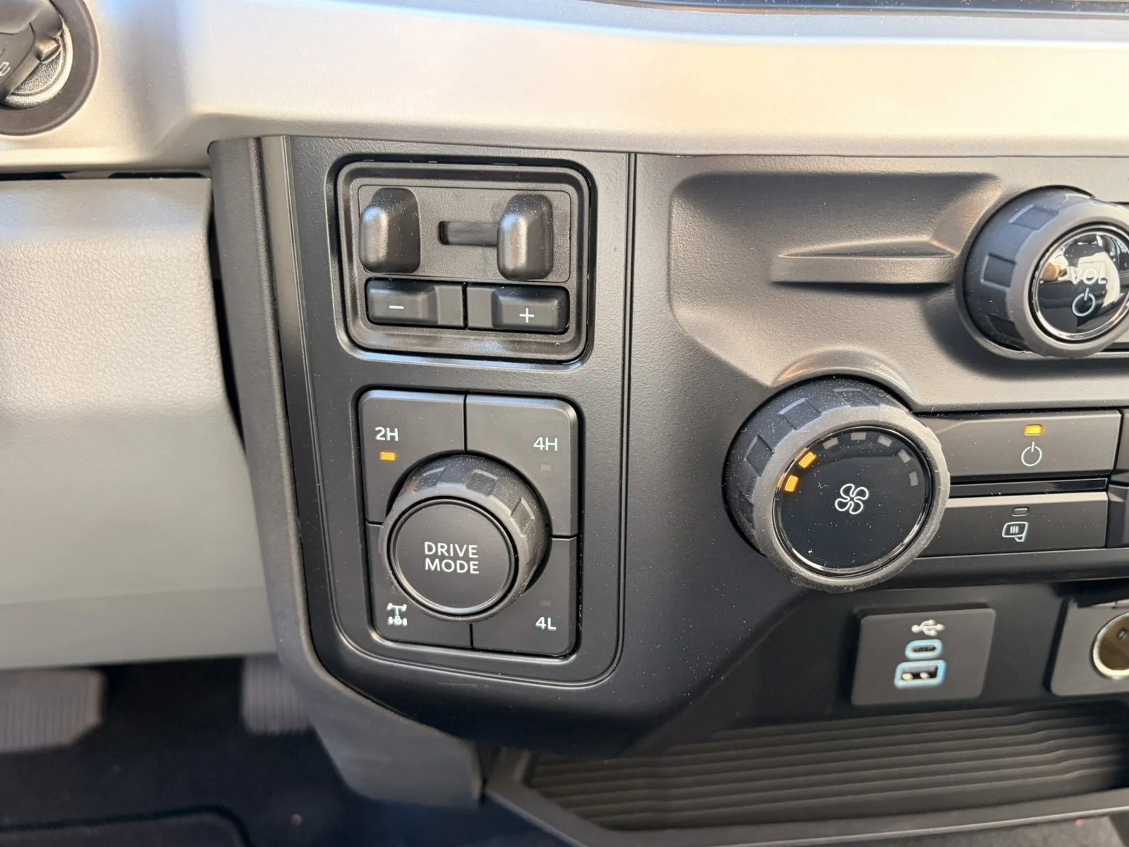2026 Ford F-250 Super Duty XL - Photo 21