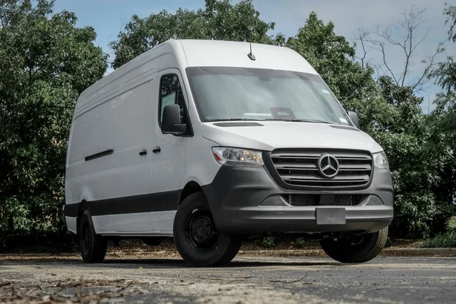2026 Mercedes-Benz Sprinter 2500 Cargo 170 WB