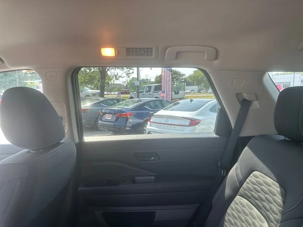 Used 2025 Silver Nissan SV image 31