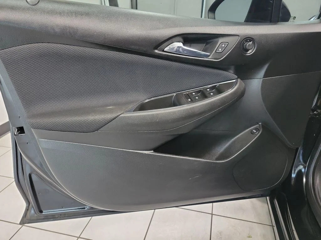 Used 2017 Black Chevrolet LT image 32