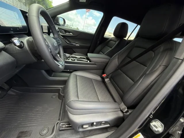 2026 Chevrolet Equinox LT - Photo 18