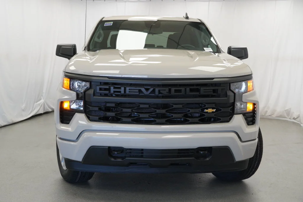 New 2026 White Sands Chevrolet Custom image 32
