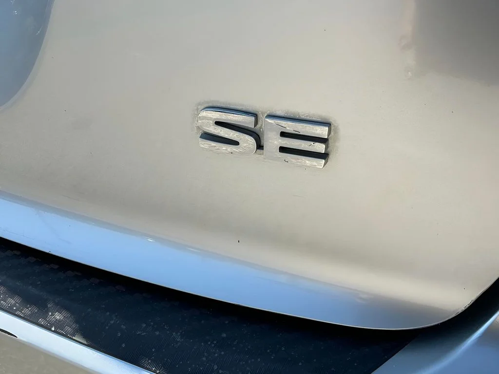 Used 2022  Mitsubishi SE image 22
