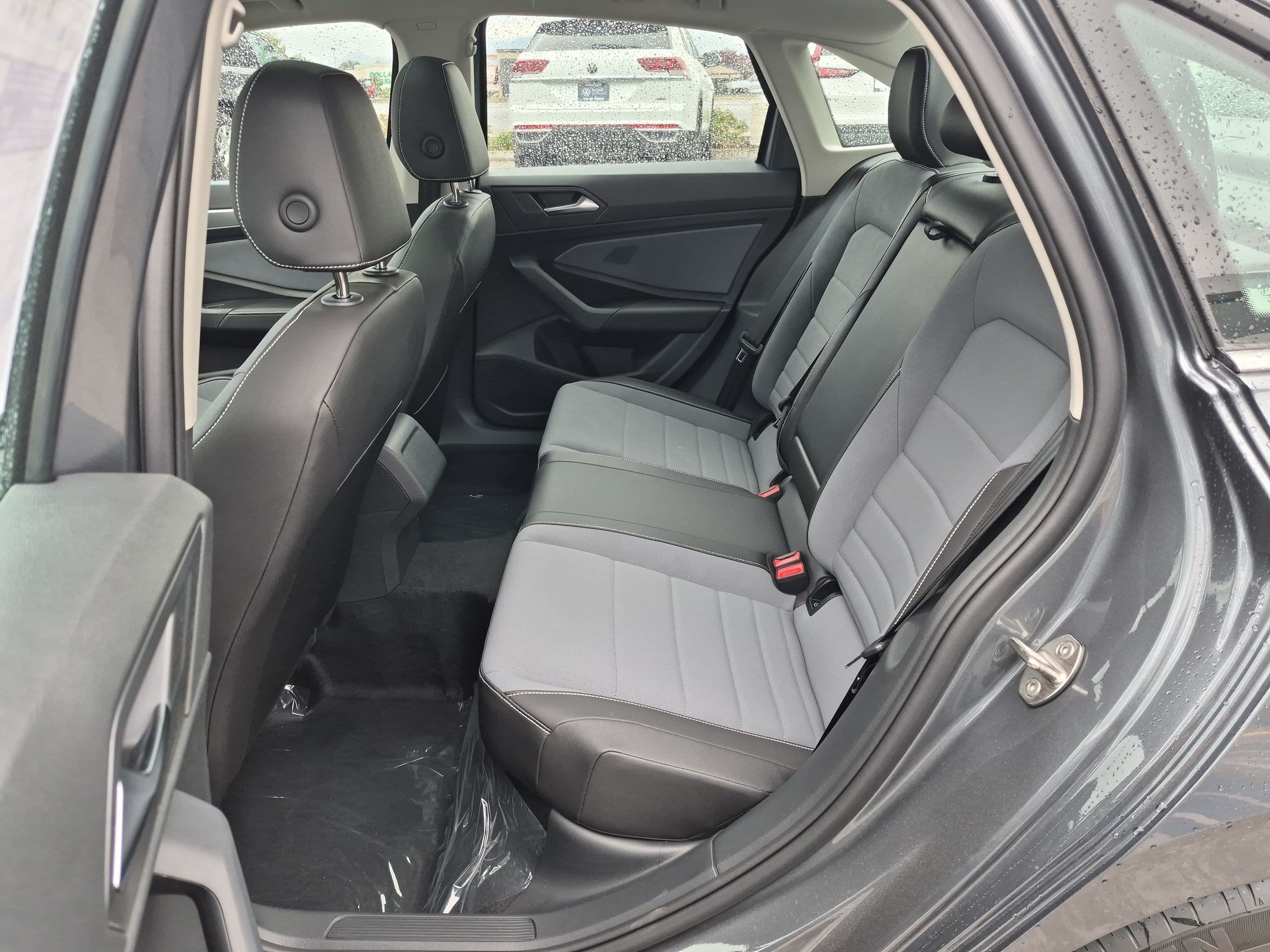 New 2027 Gray Volkswagen SE image 14
