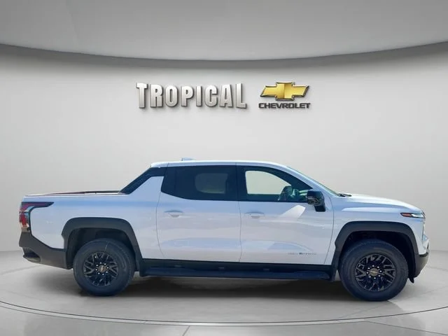 New 2026 Summit White Chevrolet LT - Extended Range image 6