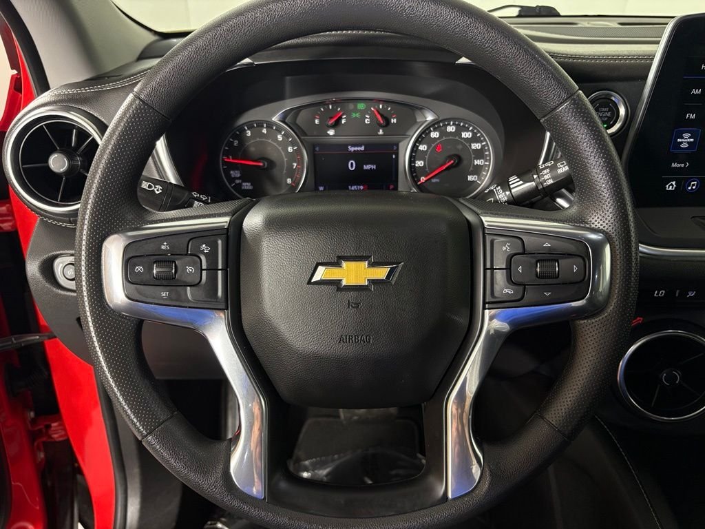 Used 2025 Orange Chevrolet LT image 18