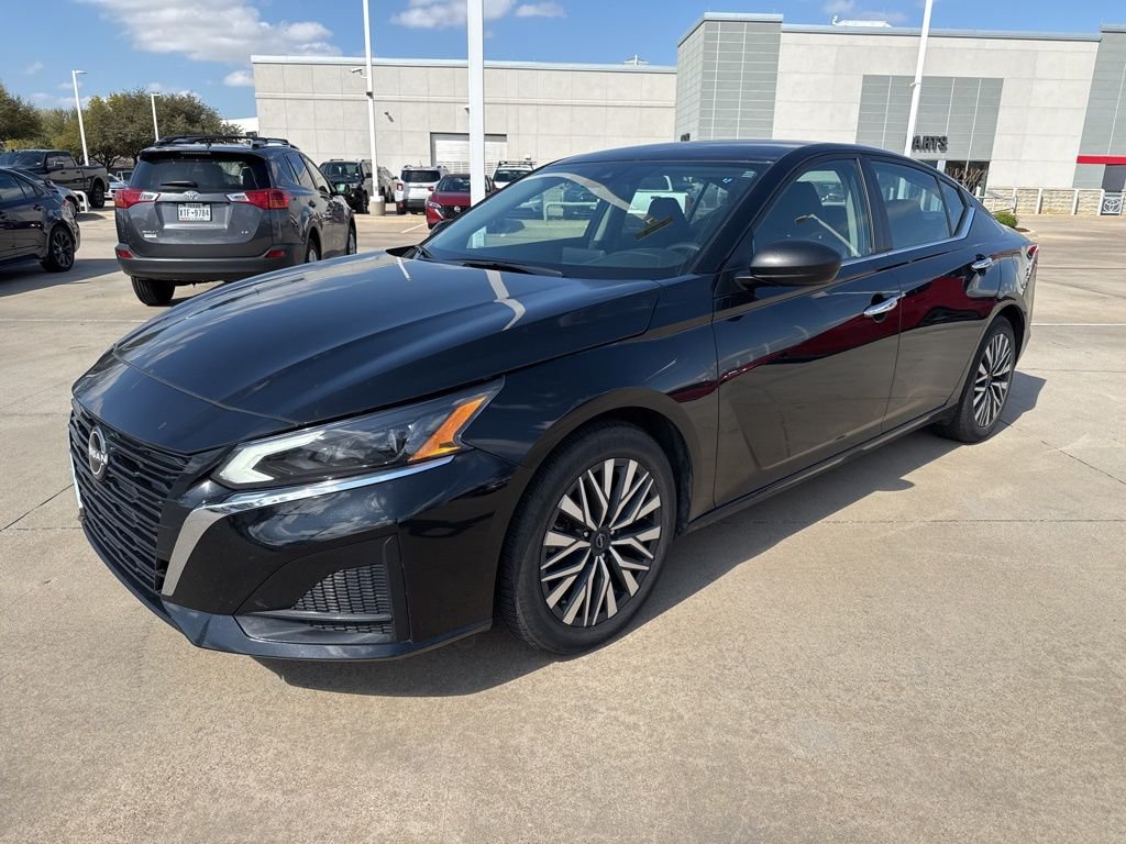 2024 Nissan Altima SV