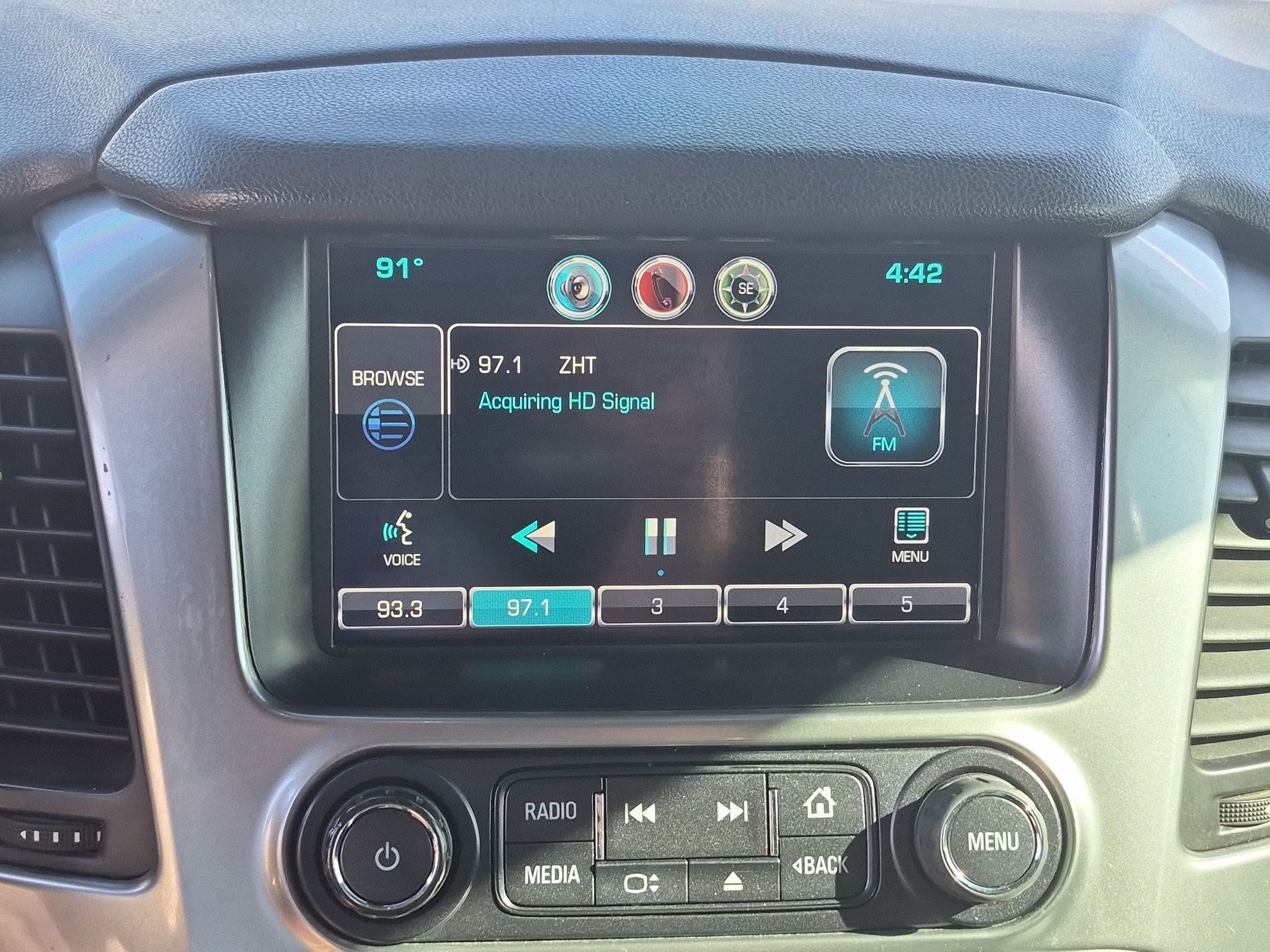 Used 2015 Black Chevrolet LT image 22