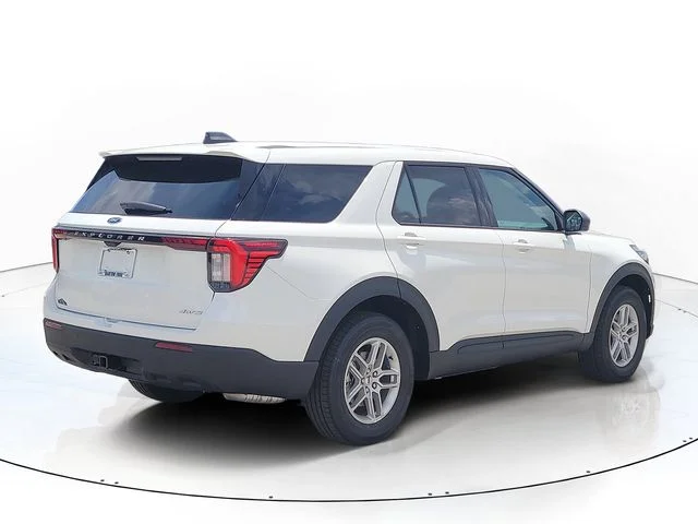 New 2026 White Metallic Ford Active image 5