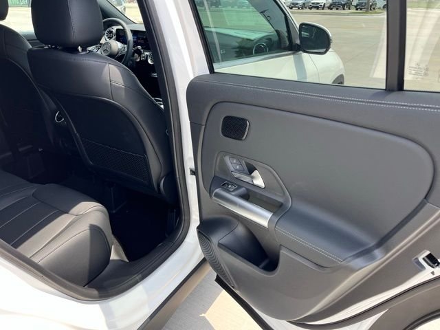New 2026 Polar White Mercedes-Benz GLA 250 image 19