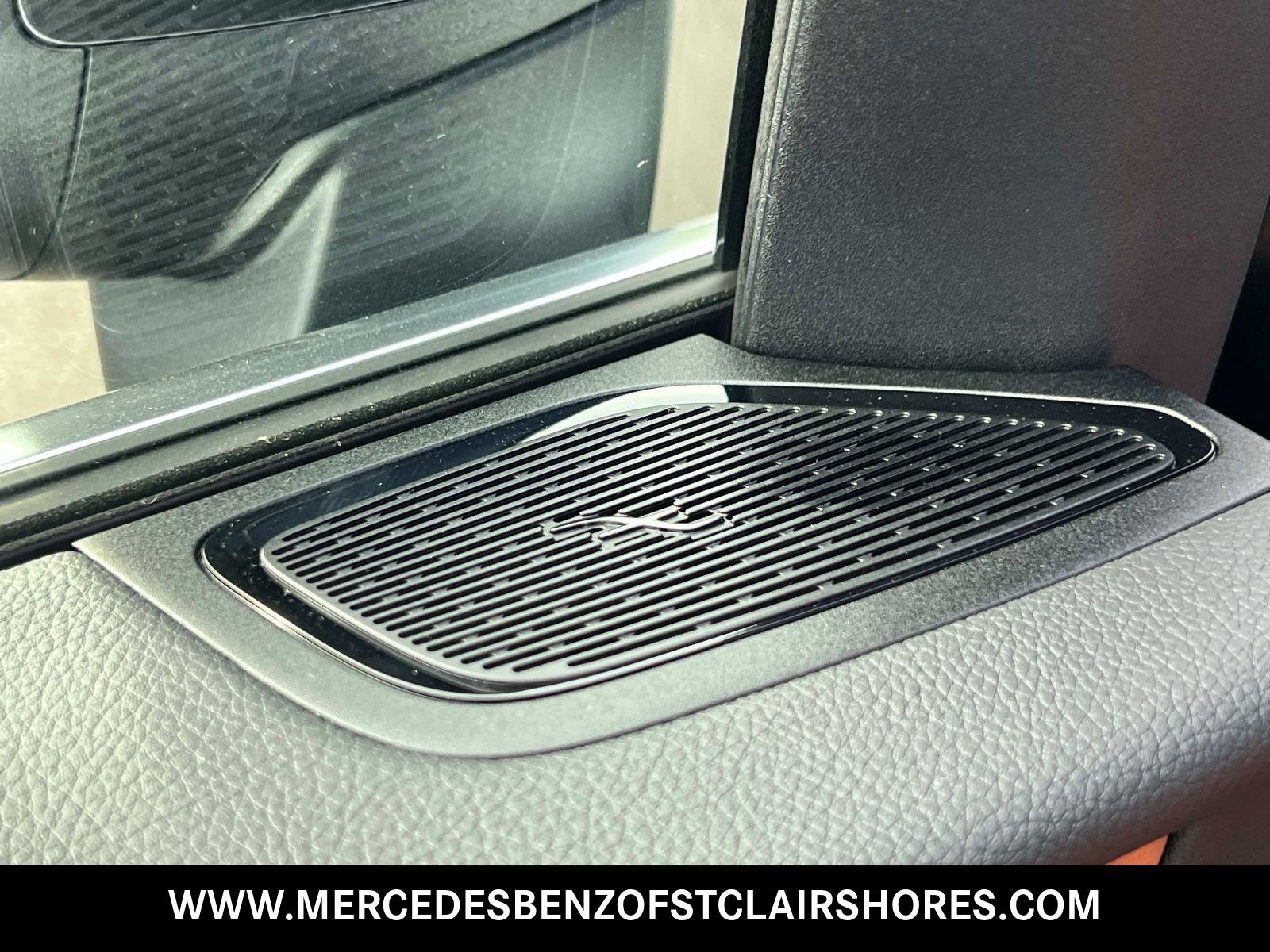 New 2027 Graphite Grey Metallic Mercedes-Benz GLC 300 image 20