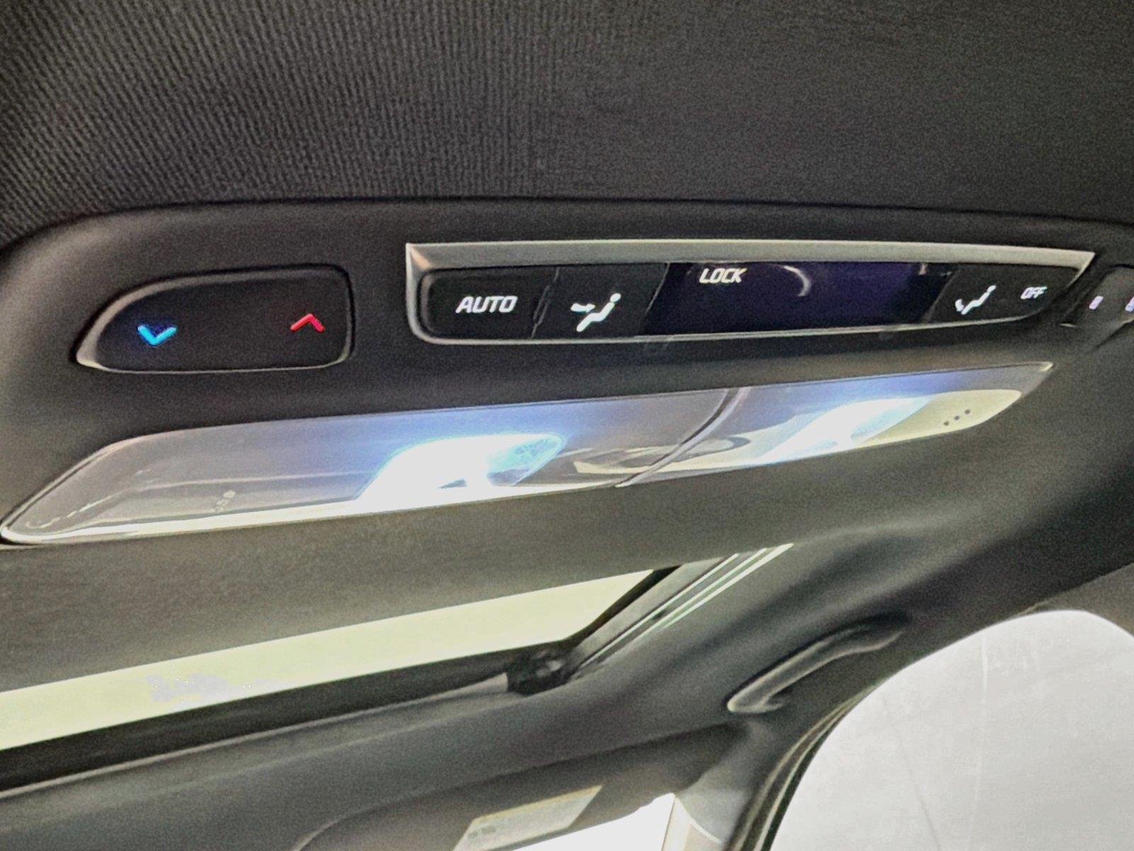 Used 2025  Kia EX X-Line image 29