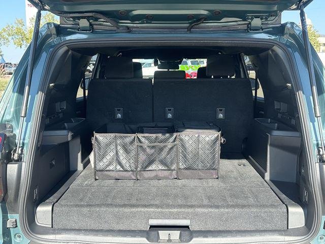 Certified Used 2025 EVEREST Toyota  image 28