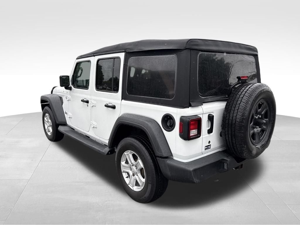 Used 2019 White Jeep Unlimited Sport image 3