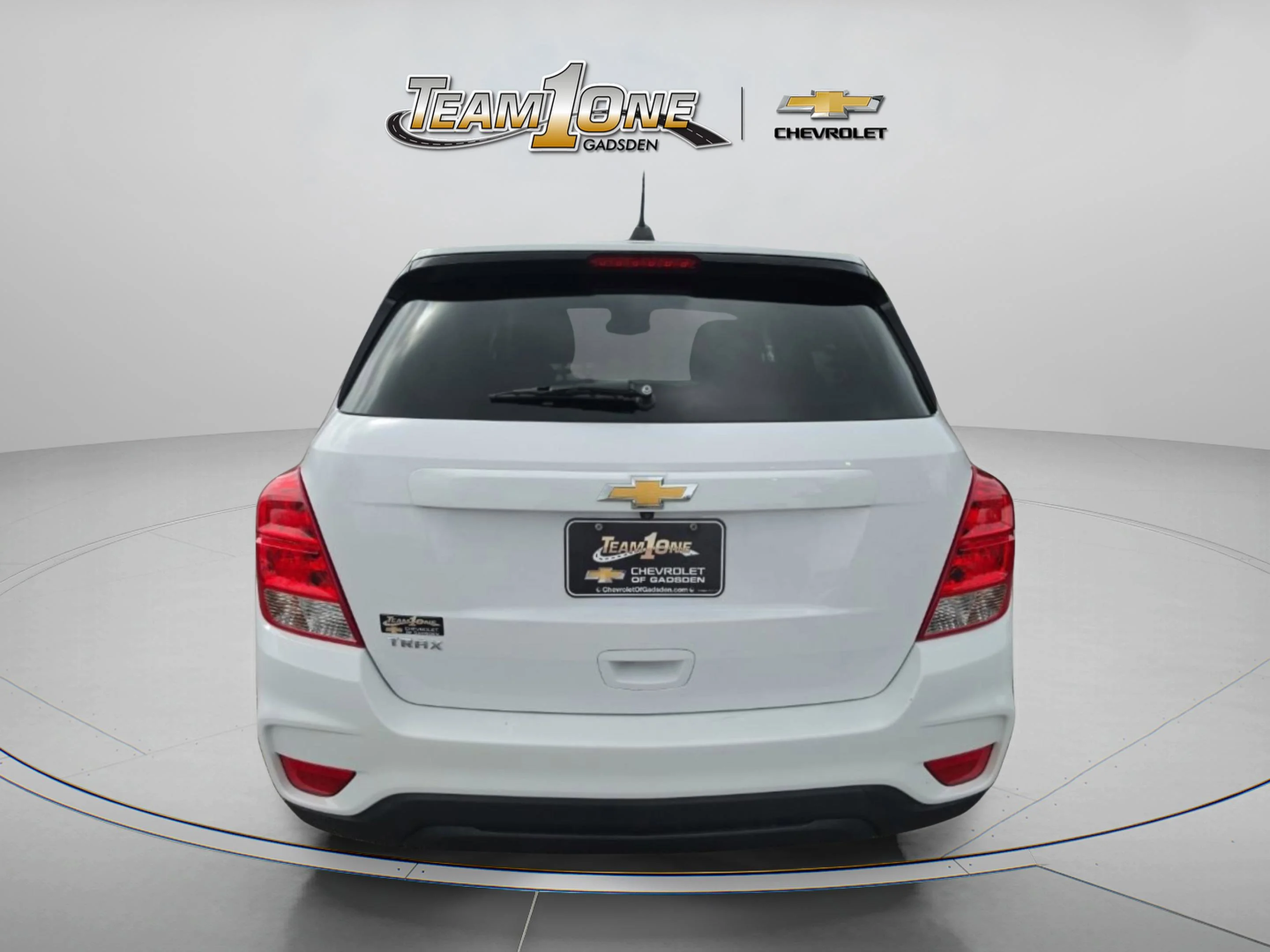 Used 2020 SUMMIT WHITE Chevrolet LS image 6