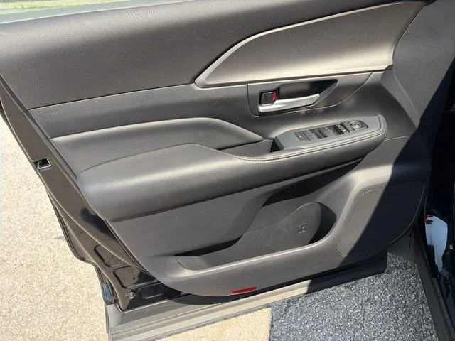 Used 2025 Black Toyota XLE image 10