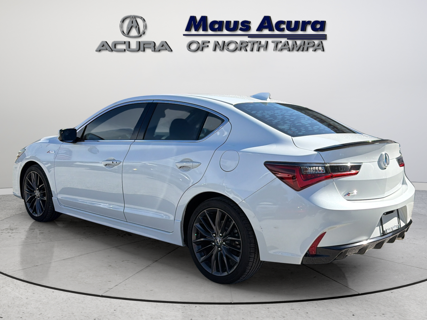Used 2020 Platinum White Pearl Acura Premium and A-SPEC Packages image 7