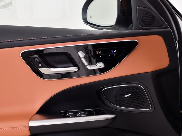 New 2026 Polar White Mercedes-Benz C 43 AMG® image 19