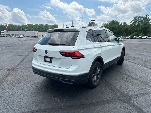 Used 2022 White Volkswagen 2.0T SE image 5