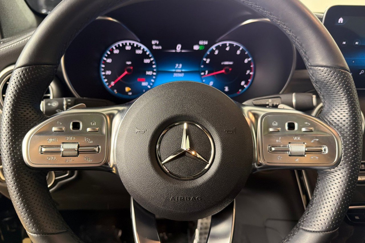 Certified Used 2022 Black Mercedes-Benz GLC 300 image 21