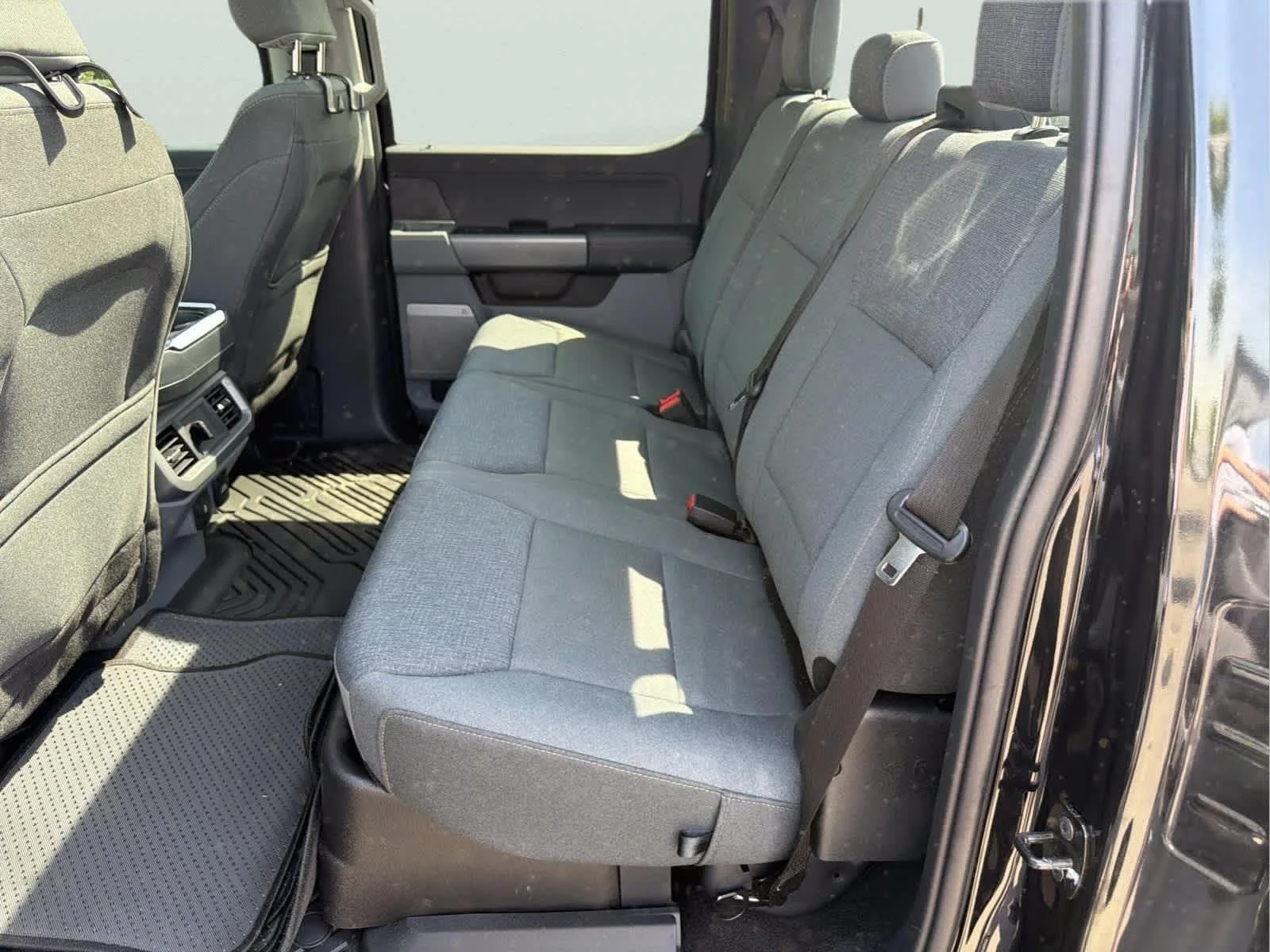 Used 2024 Agate Black Metallic Ford XLT image 13