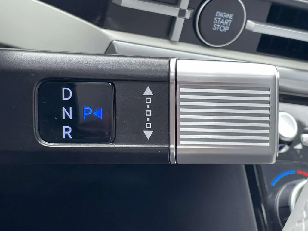 New 2026 Gray Hyundai SE image 26