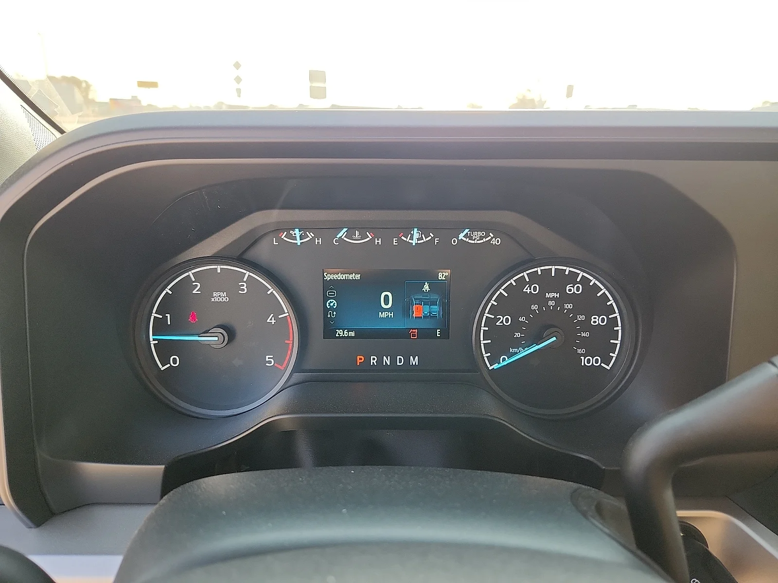 New 2027 Oxford White Ford XLT image 22