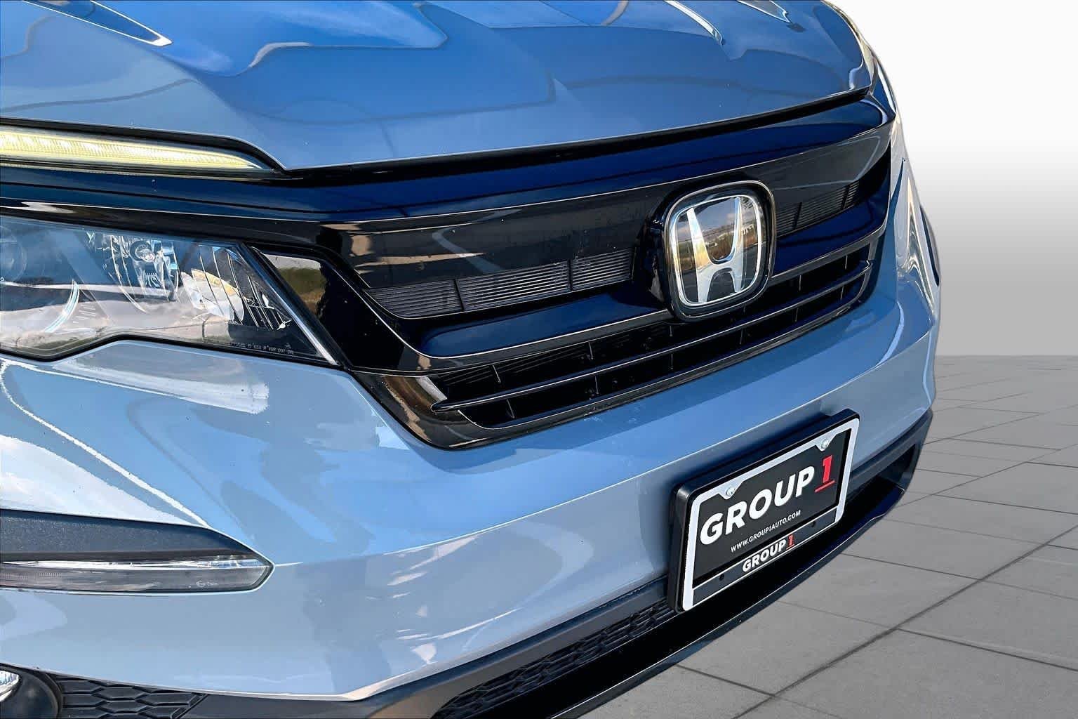 Used 2022 Sonic Gray Pearl Honda TrailSport image 29