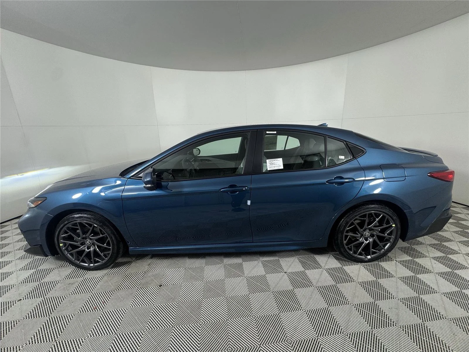 New 2026 Ocean Gem Toyota SE image 14