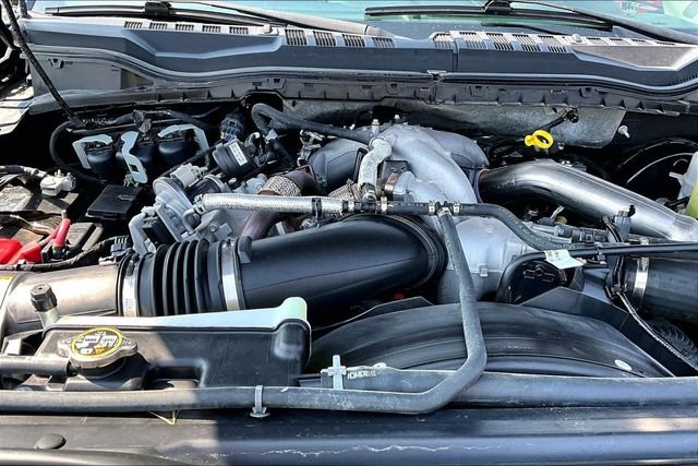 Used 2021 Gray Ford Lariat image 32