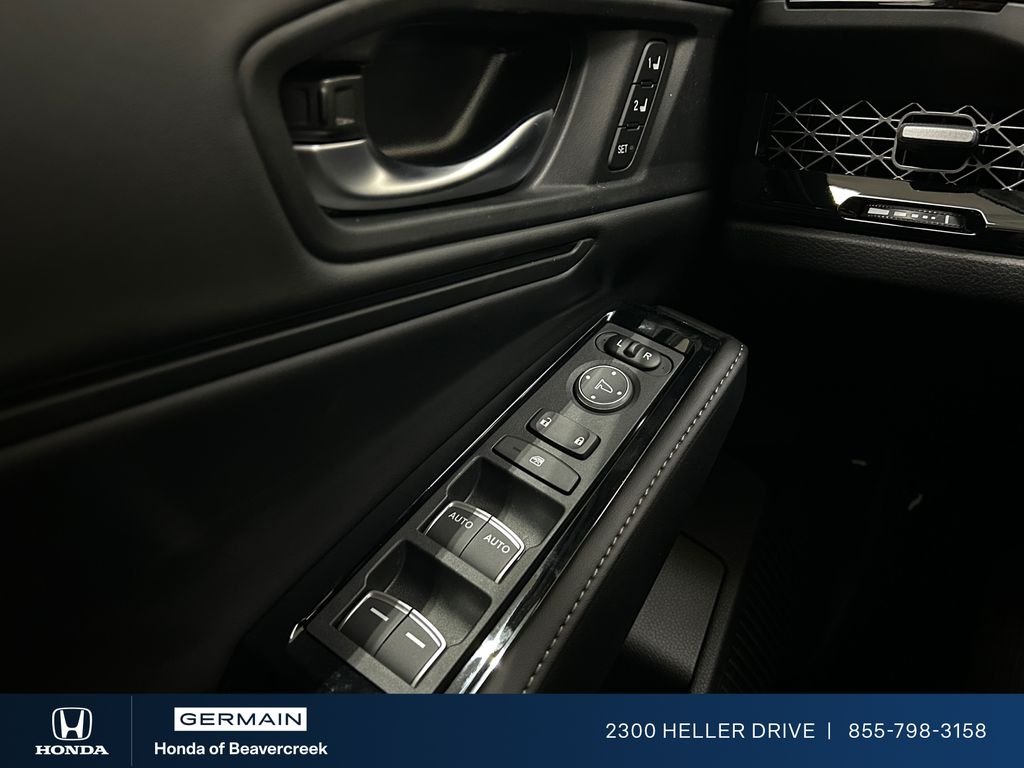 New 2026 Urban Gray Pearl Honda Touring image 15