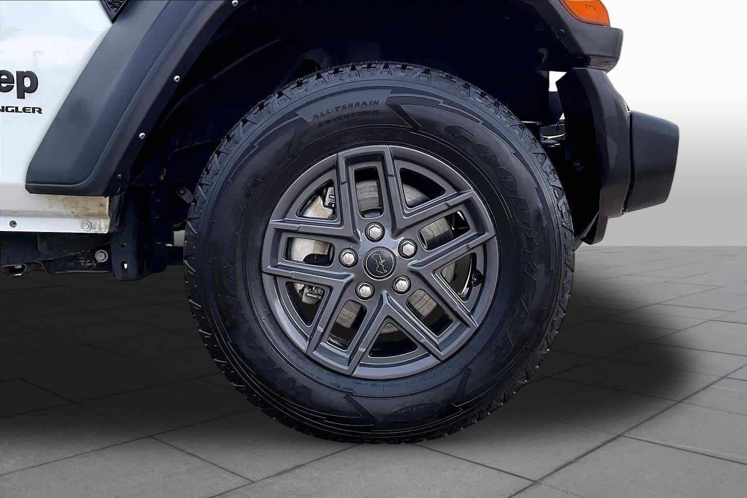 Used 2024 Bright White Clearcoat Jeep Sport S image 10