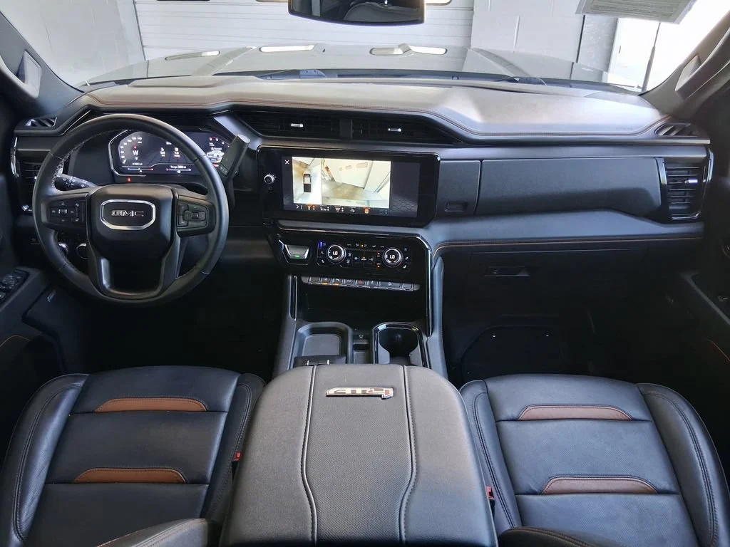 Used 2025 Onyx Black GMC AT4 image 10