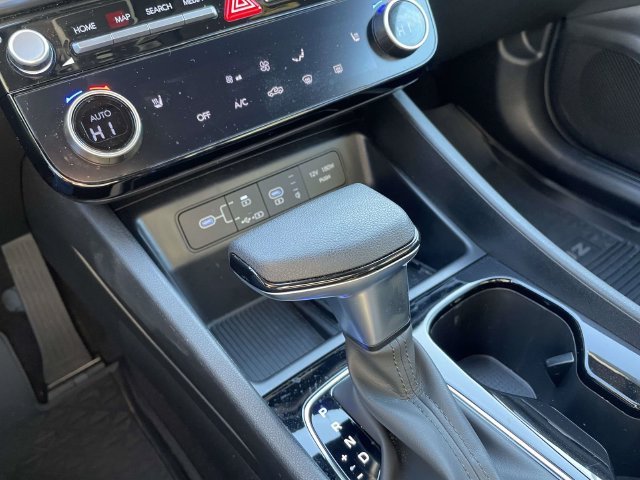 Certified Used 2025 Sage Hyundai SEL image 30